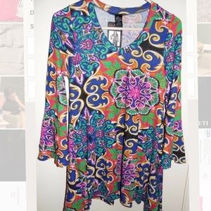 Ladies Ruffled Top Small Medium Win Win Boutique